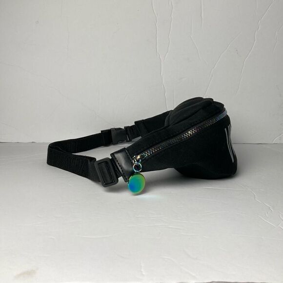 Victoria’s Secret Iridescent Fanny Pack Waist Bag - Picture 6 of 13